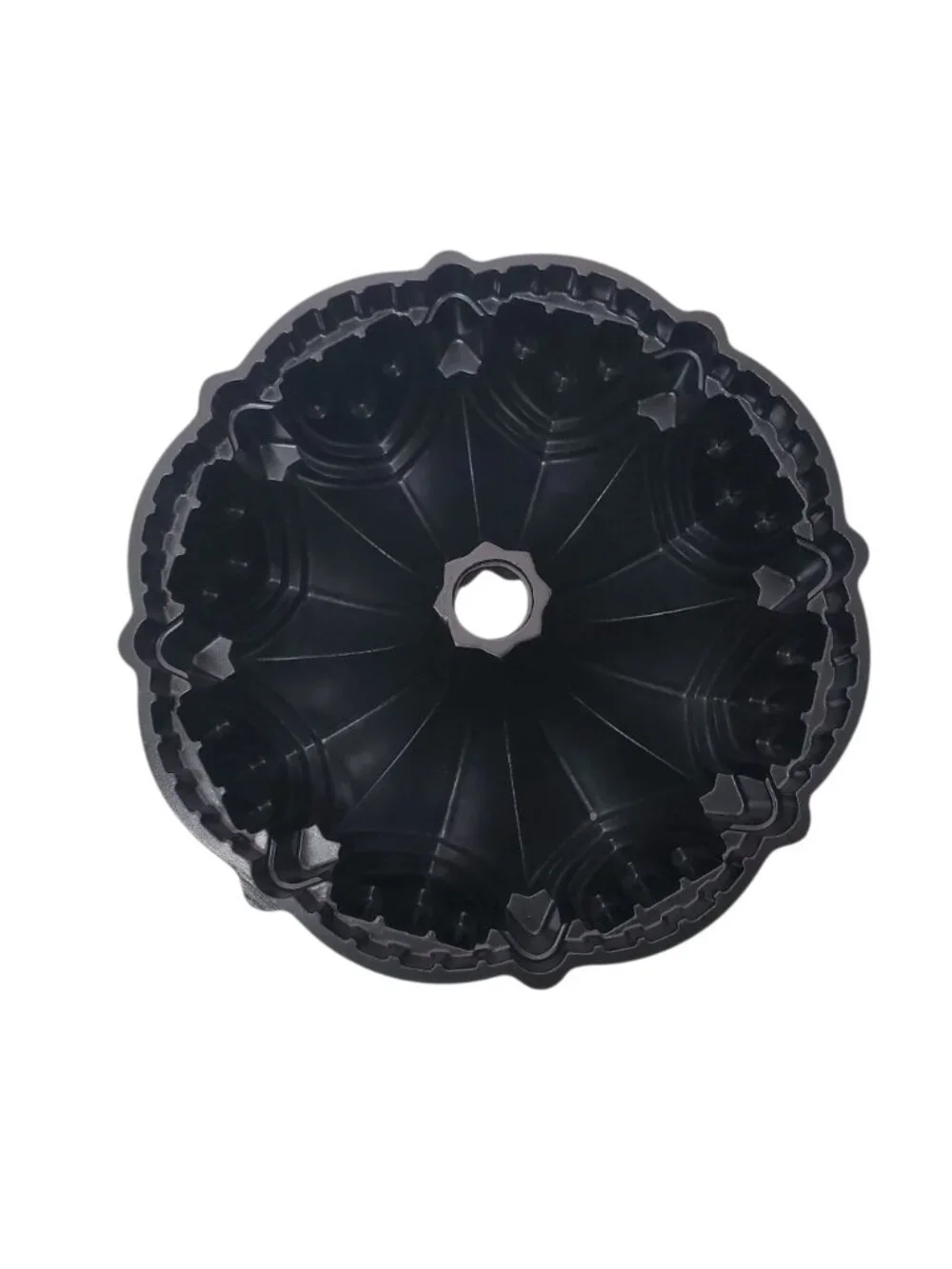 Nordic Ware Cathedral Bundt Pan Heavy Cast Aluminum 10 Cup Platinum Collection